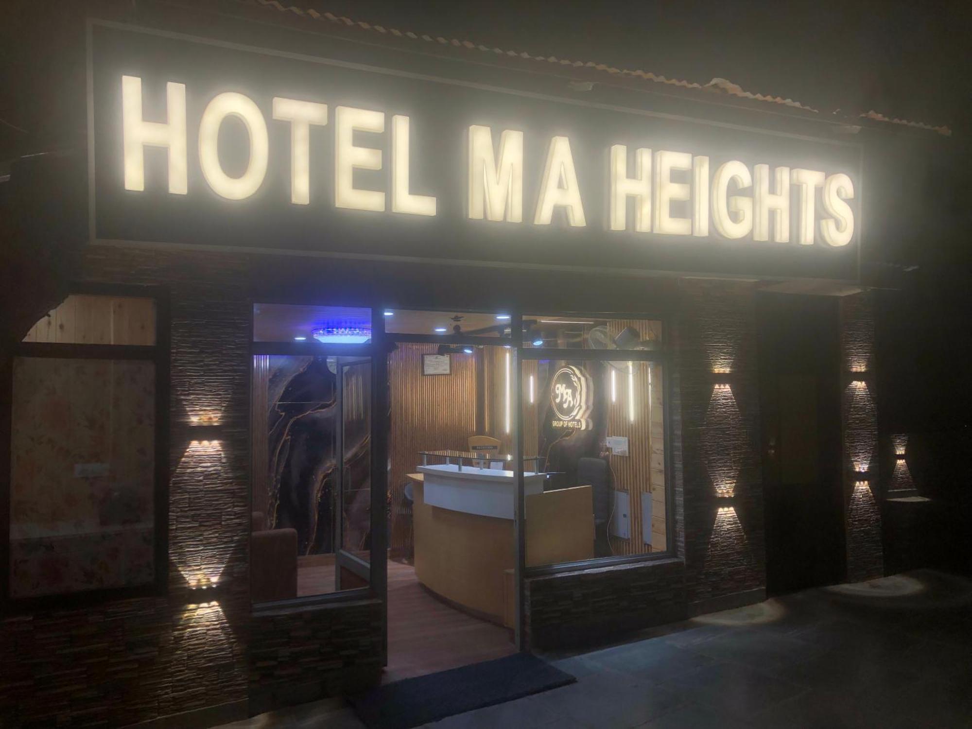 Hotel Ma Heights Dalhousie Buitenkant foto